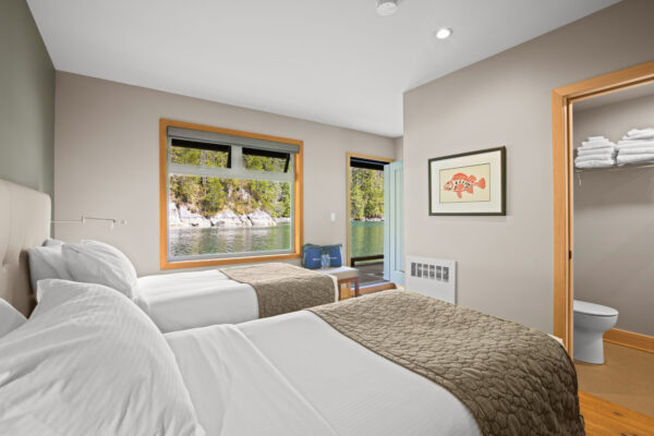 Newton Cove Resort Twin Room